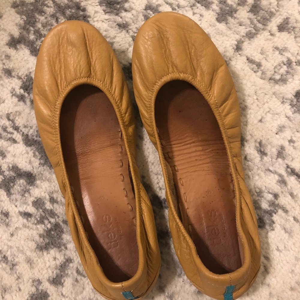Tieks- Camel